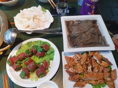 香菜牛肉-巴蜀大宅门火锅(川音店)