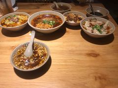 -默记孙抄手(园艺山店)