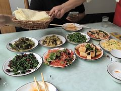-秦扬居特色菜馆(上王村)