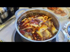 -布罗城堡自助烧烤(鸿通城购物中心店)