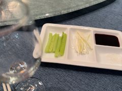 -凤凰园烤鸭店·唐山菜·传承花椒肉(老唐丰路店)