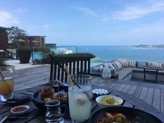 -瑰丽酒店·海吧·天际下午茶·现场DJ·天台酒吧