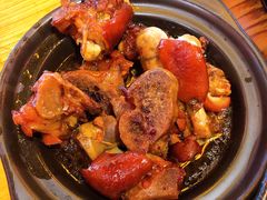 -野山舂·贵州现舂酸汤火锅(鸿通城店)