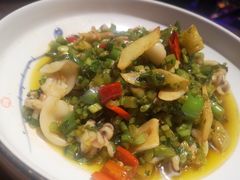 雪里红爆炒目鱼仔-爱啤精酿·民谣酒馆(滨江店)