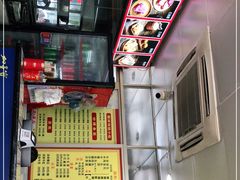 -华威达牛庄(黄埔大道西店)