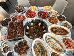 -丹水桥地锅鱼·翘嘴鲌·地方特色全鱼宴(丹江口大坝店)