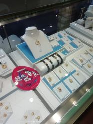 -潮宏基(大商新玛特店)