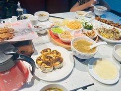 -包整·丝娃娃(一览甲秀楼风景店)