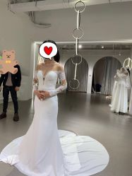 -艾米丽婚纱礼服