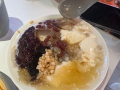 -鸣记脆皮烤鱼·海鲜烤鱼(三八广场店)