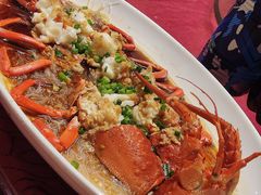 -石家饭店·百年老字号(灵岩山穹灵路店)