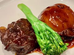 文火澳洲小牛肉配五头鲜鲍-Yan Ting 宴庭中餐厅(上海静安瑞吉酒店)