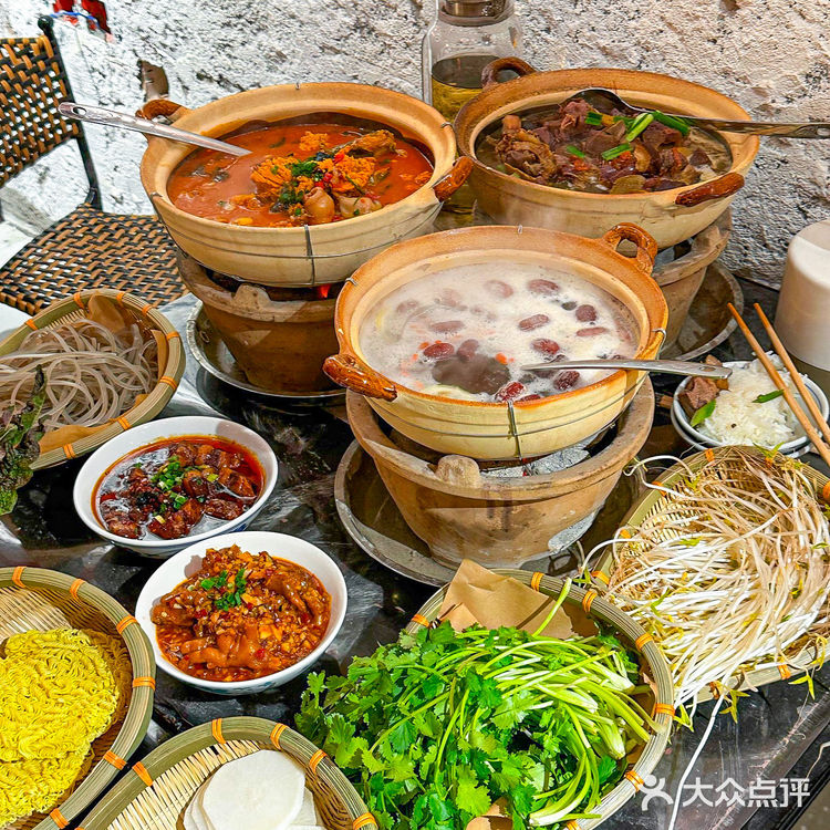 报！！在长沙吃完这顿砂钵菜再走  