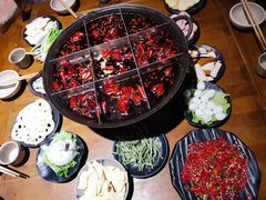 -白乐天毛肚火锅馆(南滨路店)