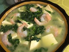 -华龙特色大骨鸡农家菜馆