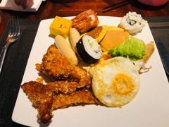 -三亚湾海居铂尔曼度假酒店