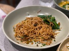 油鸡枞炒饵丝-半山腰·云南菜(侨福芳草地店)