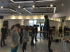 成人舞蹈课-金树林艺术中心(黄浦店)