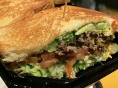 -The Habit Burger Grill 哈比特汉堡(复兴soho店)