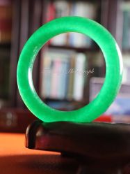 -北京七彩云南翡翠珠宝旗舰店(月坛店)