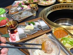 -何发发和牛烧肉·鳗鱼榴莲放题自助(乐峰广场店)