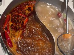 -左庭右院鲜牛肉火锅(金山万达店)