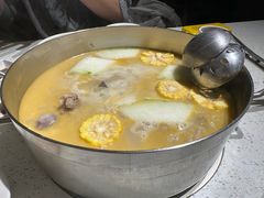 -肥仔文澳门猪骨煲(南京西路店)