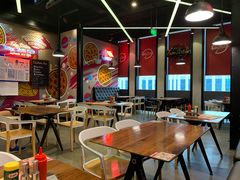 大堂-Tubestation站点比萨(新世界大望路店)