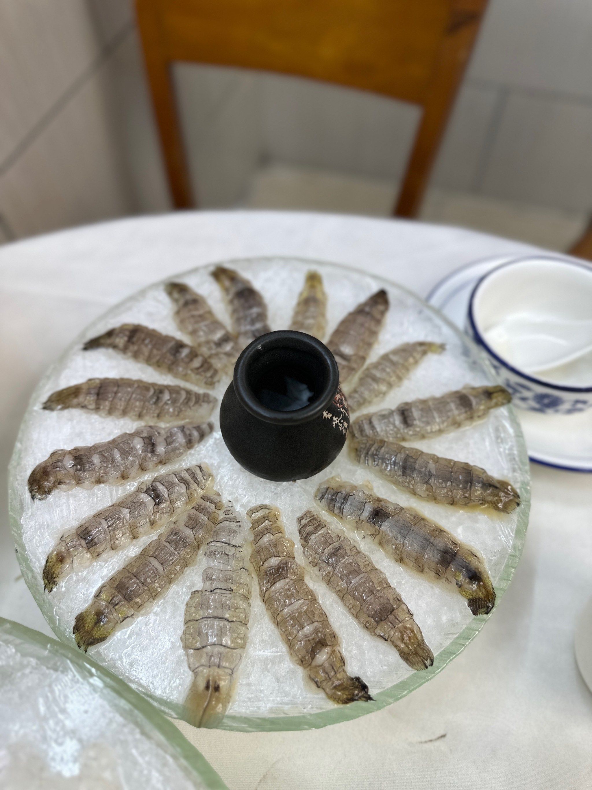 多福餐厅的海鲈新鲜爽脆鲜甜,皮皮虾鲜甜
