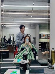 -诗悦发型SALON·圣罗兰店