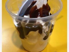 -麦当劳(华亚广场店)
