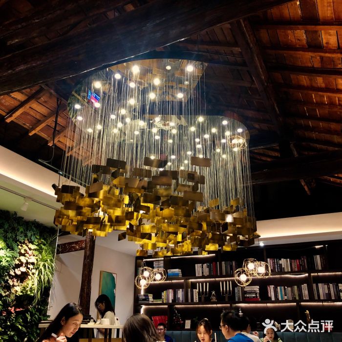 后海16号·北京私房菜大堂图片