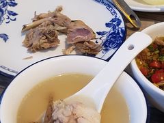 -东记炭炉·海鲜鸡煲(龙华店)