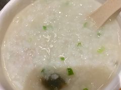 皮蛋瘦肉粥-小城粥道·海胆鲜虾粥(解放广场店)