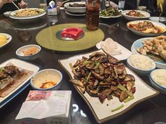 -老码头黑皮肘子锅包肉熏酱水饺(文政街店)