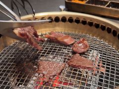 -铭牛烧肉·和牛海鲜自助(高新月牙湖店)