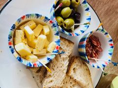 餐前小食四拼-Mesa Madre梅萨妈妈·Bintana(国贸店)