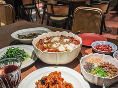 -肆海小川菜酒馆Wine Bistro (青年路店)