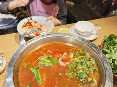 -老凯俚酸汤鱼(多彩城店)