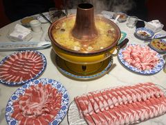 -一只羊·铜锅涮羊肉烧烤
