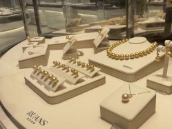 -RUANS阮仕珍珠(北京蓝色港湾店)