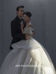 -纪梵希旅拍婚纱摄影(大连总店)