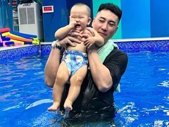 -Swim斯卫姆国际儿童游泳中心(红博中央公园店)