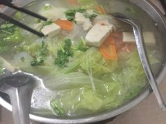 素锅仔-宝光熏肉鞋底火烧(新街口店)