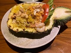 菠萝海鲜炒饭-mango tree芒果树泰国餐厅(青岛万象城店)