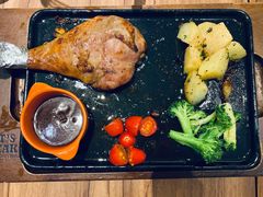 -必胜客(万象城店)