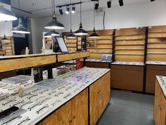 -罗伯特眼镜·蔡司官方授权(罗湖国贸店)