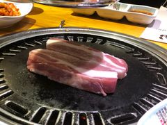 厚切五花肉-唯成•韩国炭火烤肉 유성고기