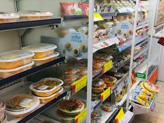 自助取餐区-全家便利店(梅园路店)