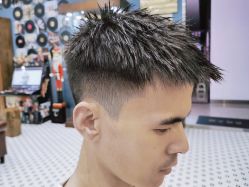 点击看大图 -贝勒爷专业男发